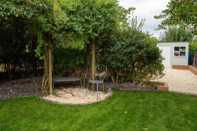 Garden seating and gravel borders